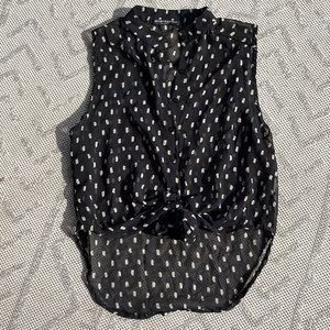 Brandy Melville tie front top - one size fits all